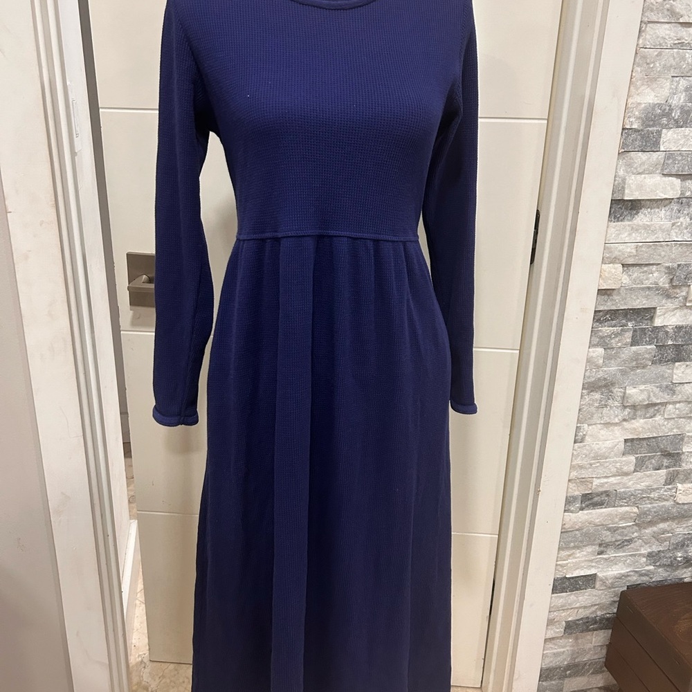 Waffle texture , maxi long sleeve dress, pocket, Vermont country st